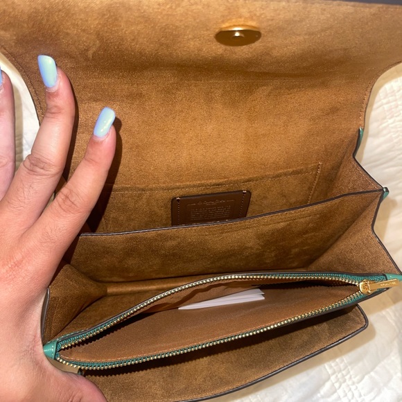 Coach Klare Crossbody Shoulder Bag Linear Quilting Green - Picture 3 of 5